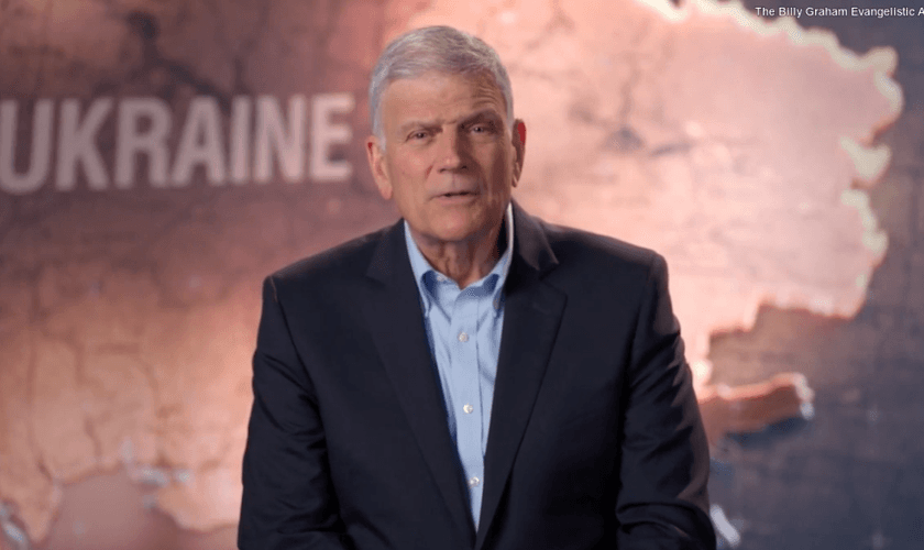 Pr. Franklin Graham e a Associação Evangelística Billy Graham mostram as lutas dos cristãos na Ucrânia em meio à guerra. (Captura de tela Associação Evangelística Billy Graham)
