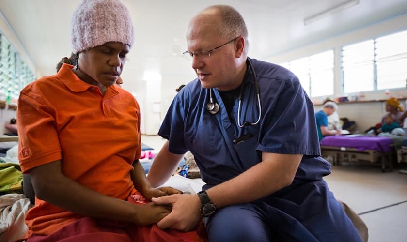 O Dr. Allan Sawyer serve como médico missionário na Samaritan’s Purse. (Foto: Cortesia de Allan Sawyer/The Christian Post).