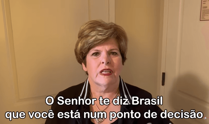 Jacobs, conhecida por seu ministério profético, alertou a Igreja brasileira para o tempo que se aproxima. (Foto: YouTube/Ministério Clamor pelas Nações).