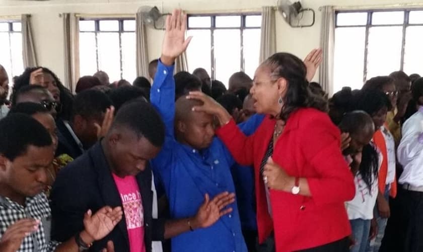 Shirleas G. Washington serve como capelã e ministra da Palavra. (Foto: Reprodução / AG News)