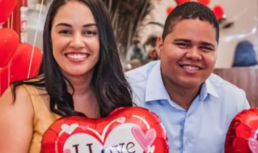 William Borges, de 28 anos, e Adriana Borges, de 27 anos, morreram em acidente de carro. (Foto: Reprodução/Redes Sociais).
