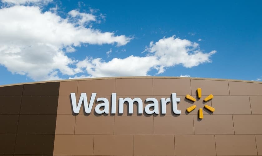 Walmart anunciou que cobrirá despesas de aborto para suas funcionárias nos EUA. (Foto: Walmart Corporate)