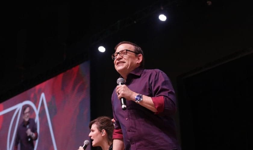Pastor Abe Huber no VOA 2022. (Foto: Global Awakening Brasil)