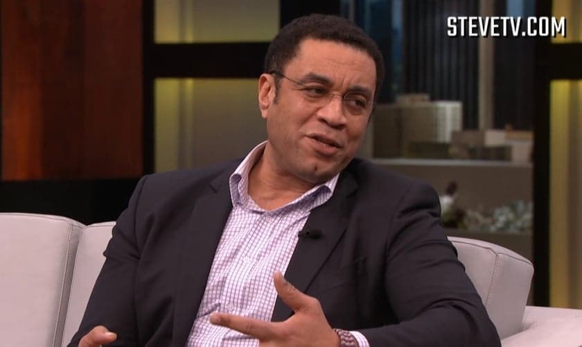 Harry Lennix considera sua carreira de ator como ministério. (Foto: YouTube/Steve TV Show).