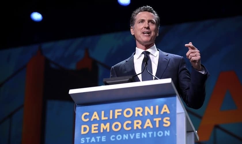 O governador Gavin Newsom fala aos participantes da Convenção Estadual do Partido Democrata da Califórnia de 2019. (Foto: Gage Skidmore/Flickr)