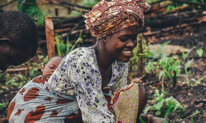 A mulher pediu oração após ultrapassar os 12 meses de gravidez sem ter dado à luz. (Foto: Imagem ilustrativa/Unsplash/Annie Spratt).