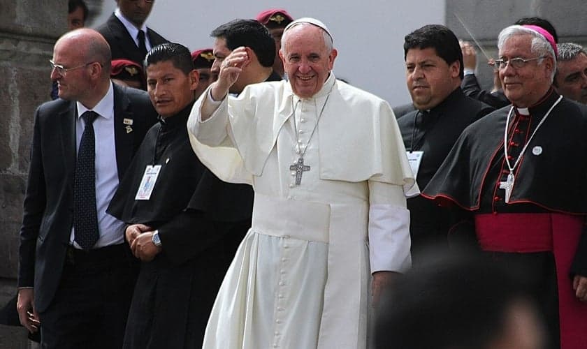 Papa Francisco em visita a igreja de El Quinche, Pichincha. (Foto: Carlos Rodríguez/Andes/Creative Commons).
