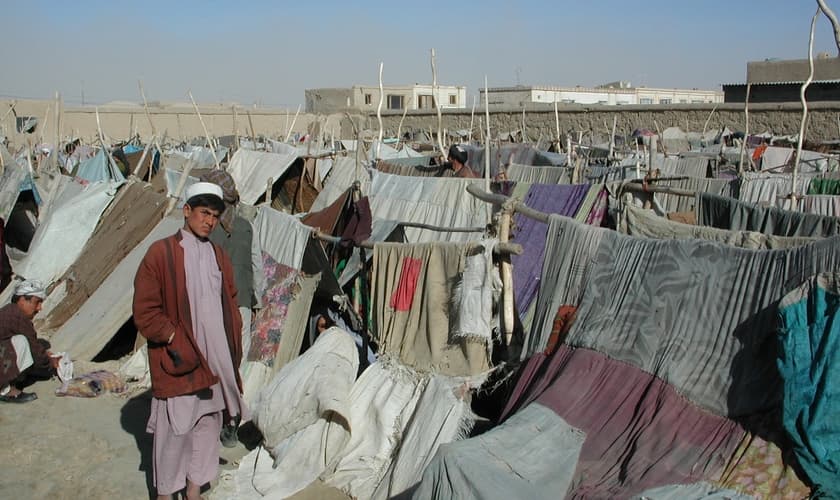 Campo de refugiados para afegãos. (Foto: Portas Abertas)