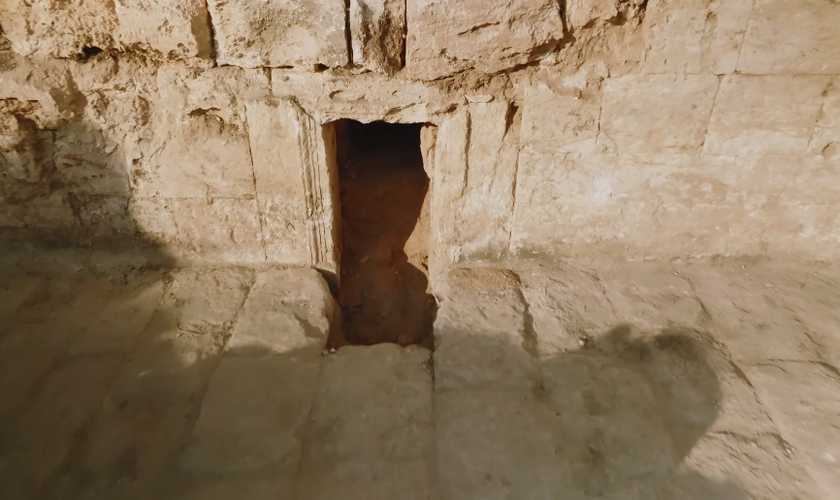 Caverna funerária de Salomé em Laquis. (Foto: Emil Aladjem/Autoridade de Antiguidades de Israel)