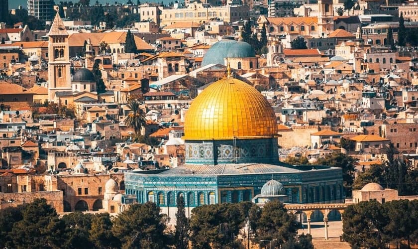 Jerusalém é a terceira cidade com mais cristãos árabes. (Foto: Raimond Klavins/Unsplash)