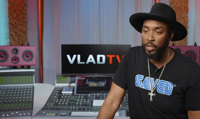 Montell Jordan fala sobre deixar o negócio da música para se tornar um pastor. (Captura de tela/YouTube/ Vlad TV)