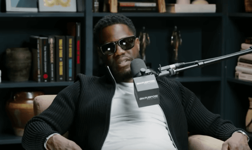 Kevin Hart em entrevista ao podcast 'On purpose'. (Captura de tela/YouTube/Jay Shetty Podcast)