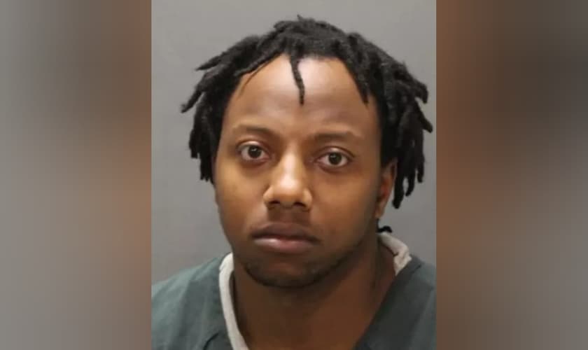 Jimmy McGauley estava tentando pregar sobre a eternidade ao parente, durante um funeral. (Foto: Jacksonville Sheriff's Office).