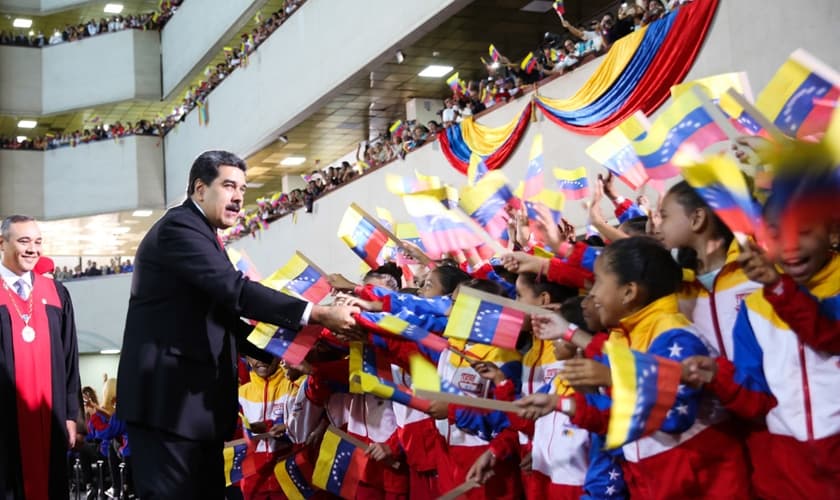 Nicolás Maduro apresentou plano para 'beneficiar' igrejas da Venezuela. (Foto: Presidencia El Salvador/Flickr)