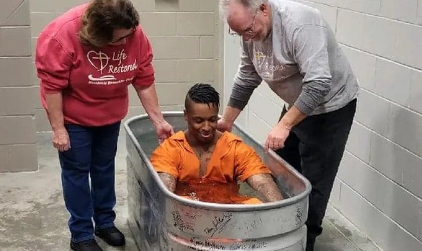 - O Gabinete do Xerife do Condado de Decatur escreveu em dezembro que mais de 300 detentos foram batizados nos últimos quatro anos. (Foto: Escritório do Xerife do Condado de Decatur)