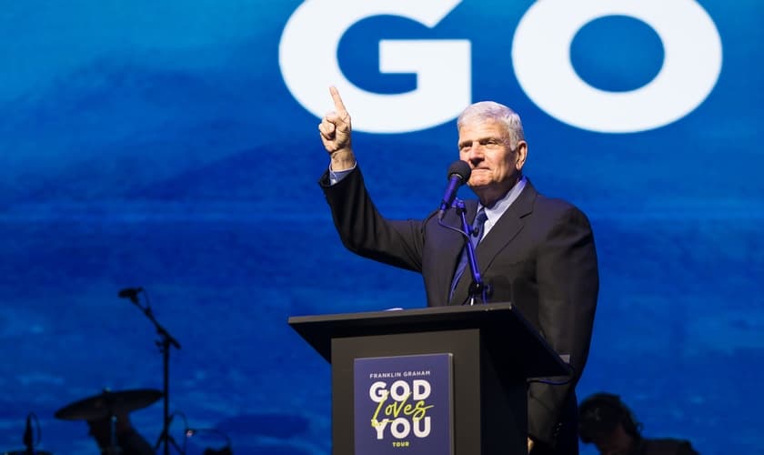 Franklin Graham exortou os cristãos a anunciarem Jesus para um mundo perdido. (Foto: Facebook/Franklin Graham).
