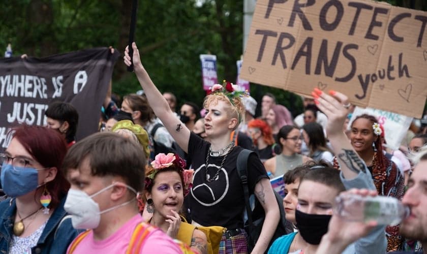 Protesto de transgêneros. (Foto representativa: Unsplash/Ehimetalor Akhere Unuabona)