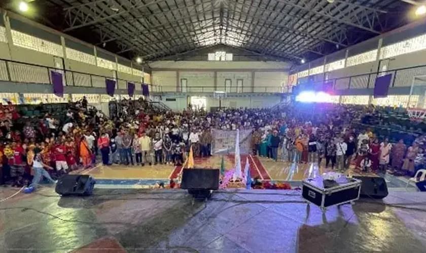 Reunião de cristãos nas Filipinas. (Foto: Portas Abertas)