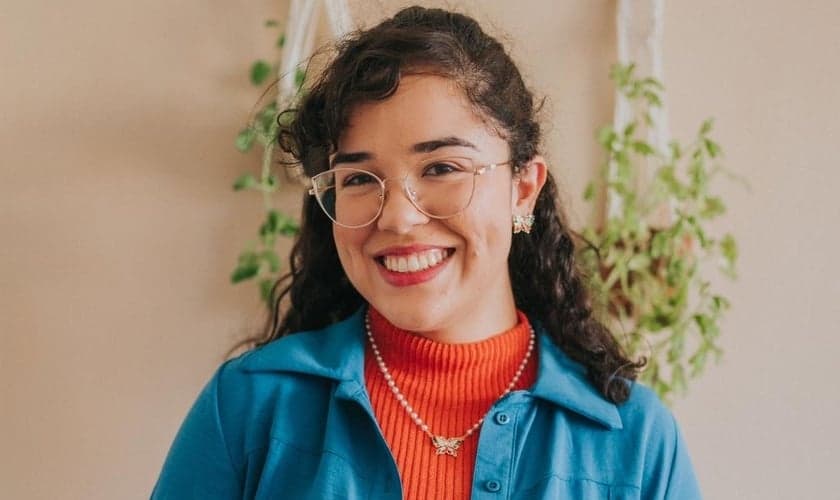 Para Alana Farias, a dignidade da mulher não depende do feminismo. (Foto: Cortesia de Alana Farias).