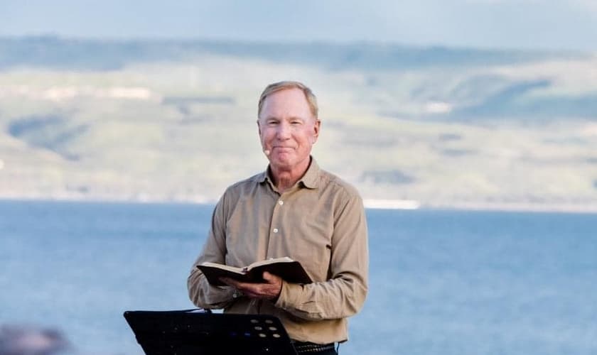 Para Max Lucado, a Igreja precisa do poder do Espírito para impactar uma sociedade doente. (Foto: Facebook/Max Lucado).