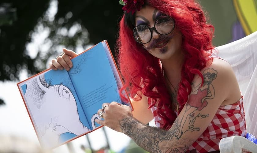Drag queens ajudam a espalhar a ideologia trans em escolas infantis. (Foto representativa: Piqsels)
