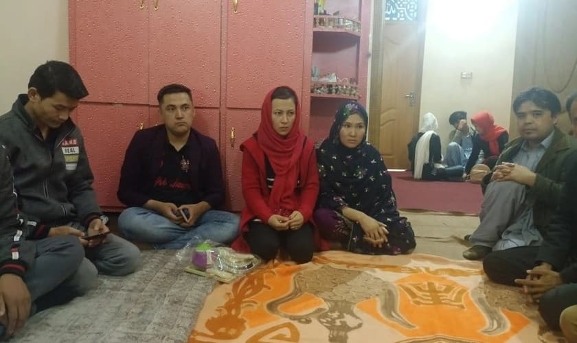 Cristãos no Afeganistão precisam se esconder para não serem descobertos. (Foto: Reprodução/Forbinfull)