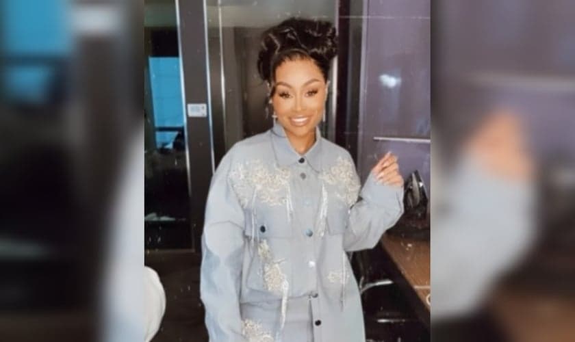 Angela White se batizou no ano passado. (Foto: Instagram Blac/Chyna).