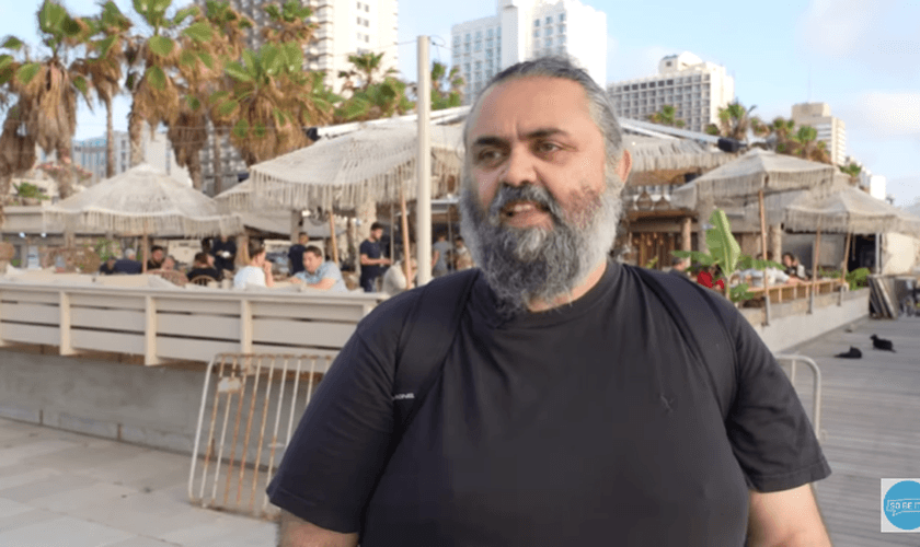 Yoel teve um encontro sobrenatural com Jesus. (Foto: Reprodução/YouTube SO BE IT!).