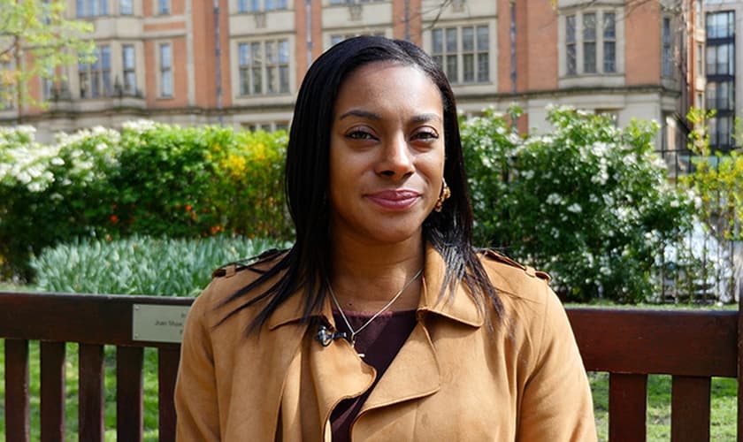 Izzy Montague, mãe do menino de quatro anos. (Foto: Reprodução/Christian Concern)