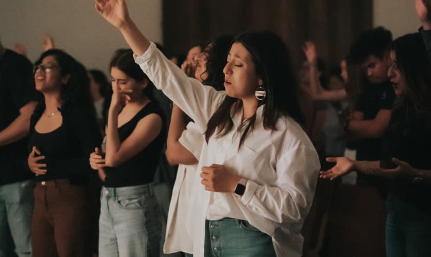 A maioria dos cristãos (51%) também consideram que não é necessário ter fé para ser moral. (Foto: Imagem ilustrativa/Unsplash/Ismael Paramo).