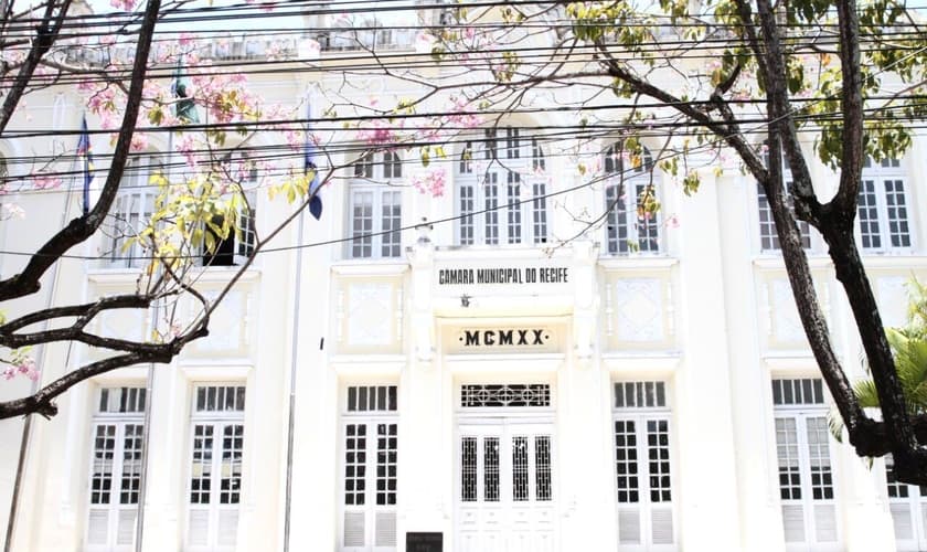 Fachada da Câmara Municipal do Recife. (Foto: Facebook/Câmara Municipal do Recife)