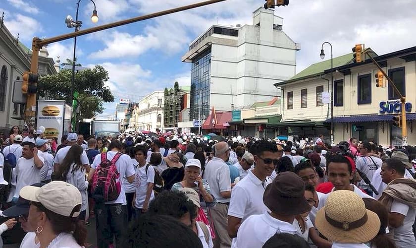 Vista da marcha organizada pelos pastores evangélicos em Tegucigalpa em 27 de maio de 2023. (Foto: Reprodução/Evangélico Digital)