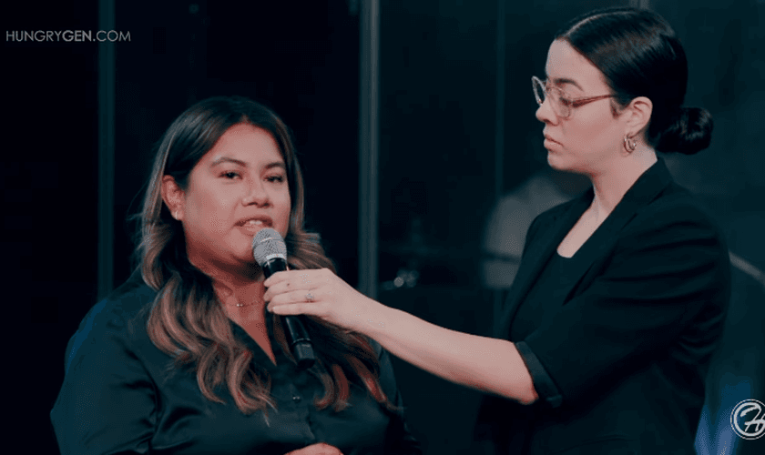 Ivonne foi salva por Deus através de um louvor. (Foto: Reprodução/YouTube/HungryGeneration).