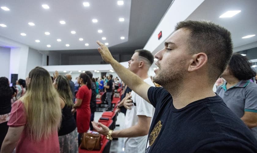 O Brasil viveu um crescimento acelerado de igrejas evangélicas. (Foto: Imagem ilustrativa/Facebook/Assembleia de Deus de Canoas).