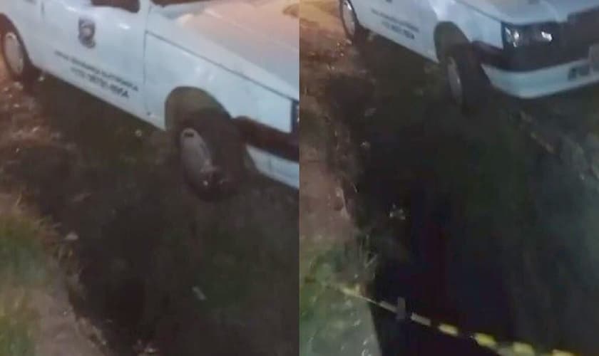 O carro ficou preso na cratera no momento do acidente. (Foto: Reprodução/G1)