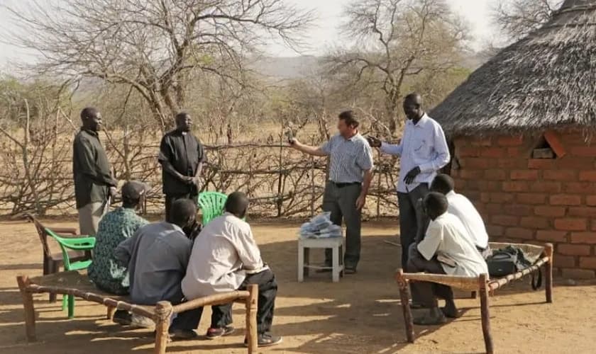 Cristãos no Sudão. (Foto representativa: Portas Abertas)