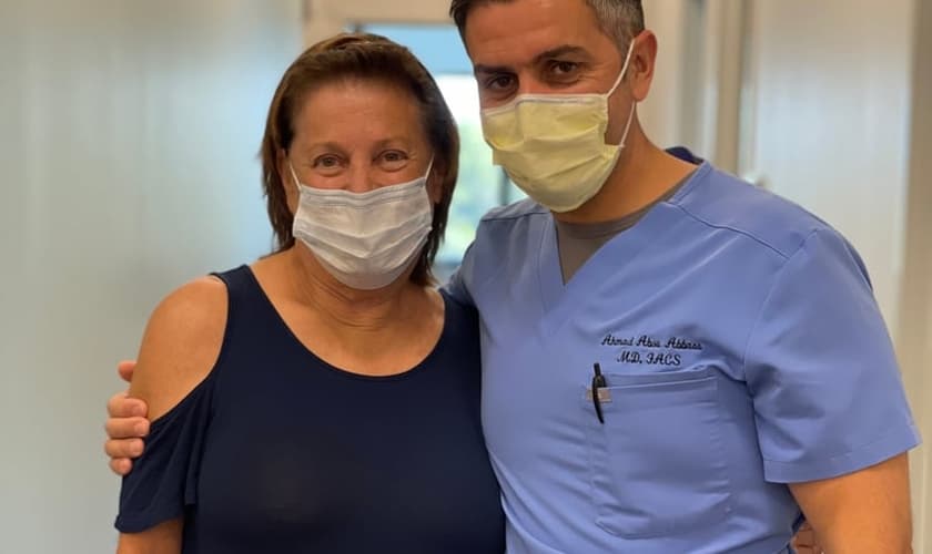 Linda Ludlow foi curada de um tumor no pâncreas. (Foto: Arquivo pessoal/Linda Ludlow).