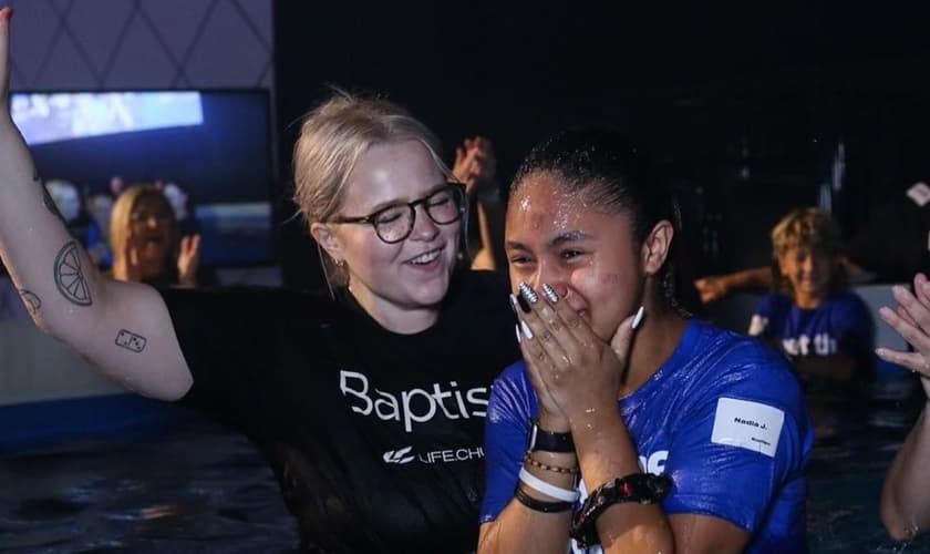 Muitos testemunharam publicamente suas decisões por Jesus. (Foto: Reprodução/Instagram/Nadia L Jones)