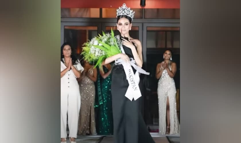 Erica Robin venceu o Miss Paquistão. (Foto: Reprodução/YouTube/Miss Universe).