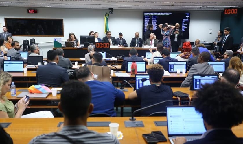 Plenário durante a votação do projeto. (Foto: Vinicius Loures/Câmara dos Deputados).