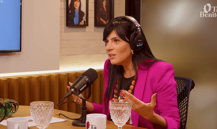 Fernanda Brum testemunhou como seu filho Isaac voltou à vida. (Foto: Reprodução/YouTube/Tá Benito Podcast).