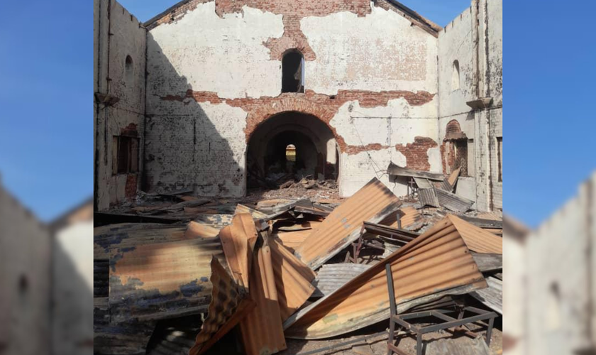 Igreja evangélica bombardeada pelas forças sudanesas. (Foto: CSW)