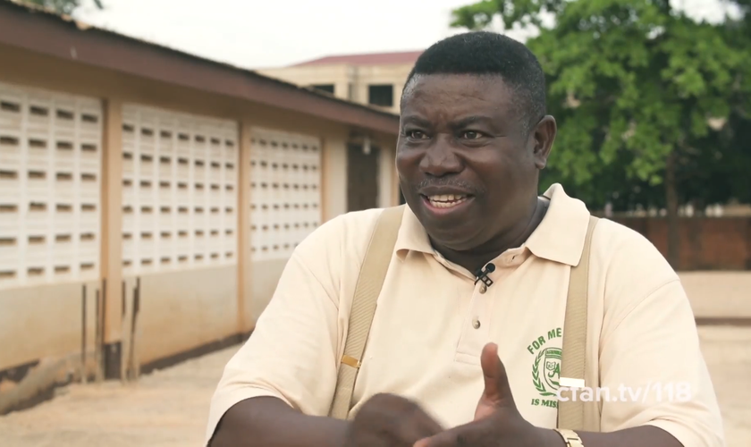 Joseph Wombilley se tornou pastor em Gana. (Foto: Reprodução/God TV).
