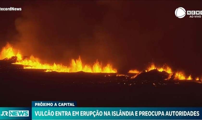 Cenas após a erupção do vulcão na Islândia. (Captura de tela: Record News)