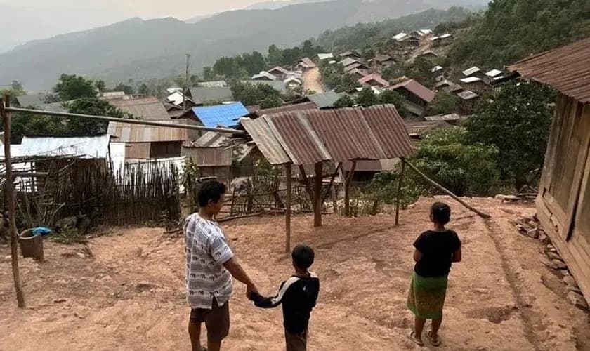 Família no Laos. (Foto representativa: Portas Abertas)