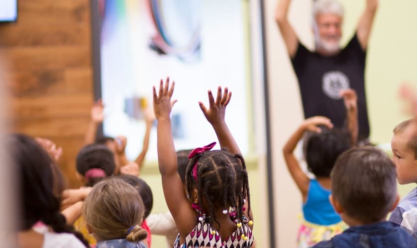 A pesquisa descobriu que a maioria dos cristãos aceitaram Jesus na infância. (Foto: Imagem ilustrativa/Unsplash/Erika Giraud).