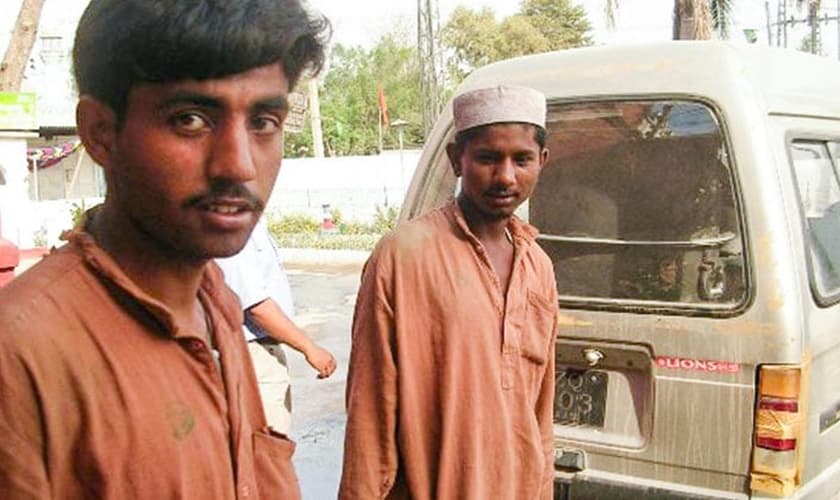 Jovens no Paquistão. (Foto: Ilustração/Open Doors)
