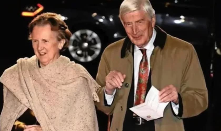 Dries e Eugenie van Agt morreram por eutanásia dupla. (Foto: Reprodução/YouTube/Speed News TV).