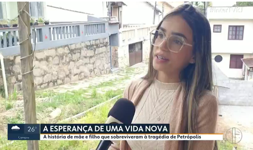 Maria Regina testemunha sobre seu milagre. (Foto: Captura de Tela/Inter TV RJ)