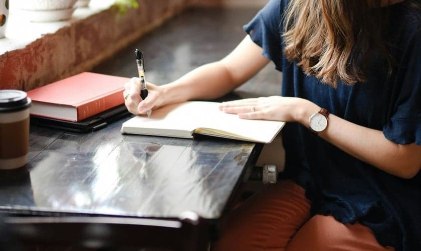 (Foto: Unsplash/Hannah Olinger)